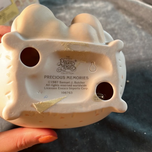 Precious Moments Precious Memories of Our Wedding 106763 1987 Samuel J Butcher - Picture 5 of 5